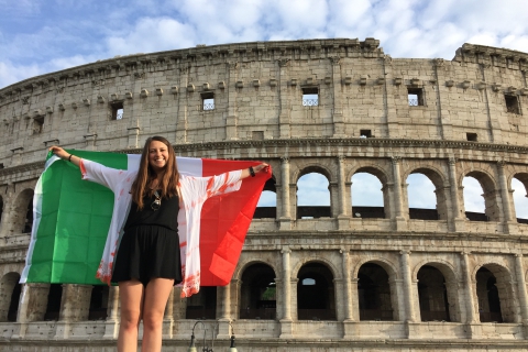 Student in Rome in front of Colosseum